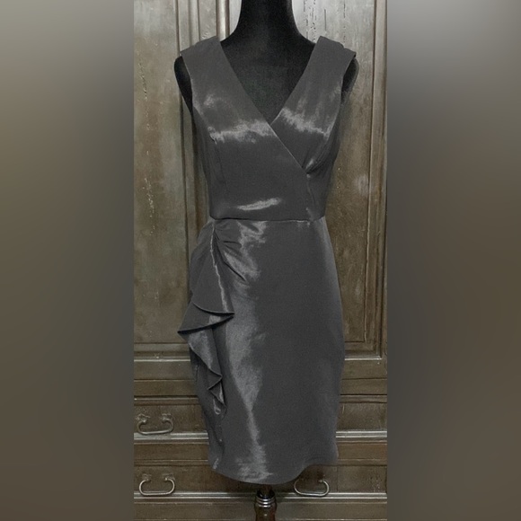 Vintage Pompous Studio Berkley little black sleeveless dress- size Medium - Picture 1 of 12